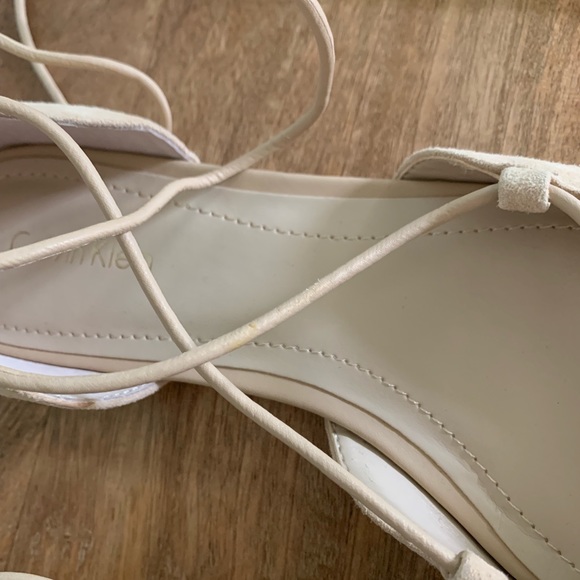 NWOT Calvin Klein Lace Up Haida Sandstorm Flats - Picture 7 of 7